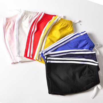 Short met Witte Zijstreep voor Actieve Meiden