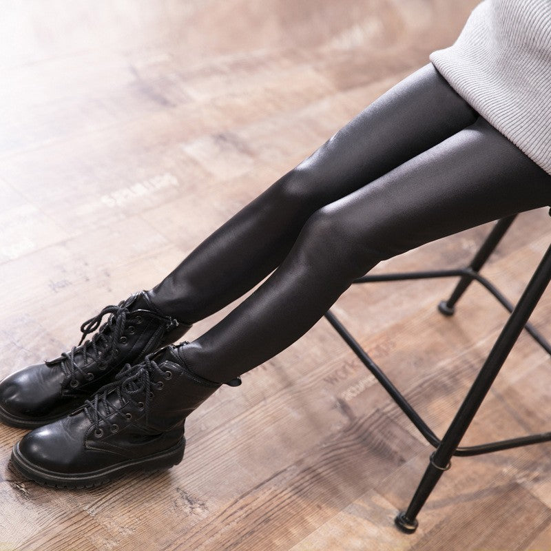 Legging leder look