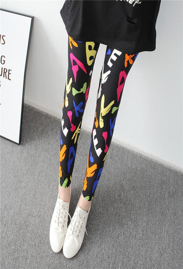 Zwarte legging met gekleurde letters